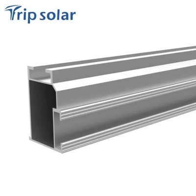 Vendiamo direttamente il binario di montaggio del pannello solare in argento naturale per moduli a telaio o senza telaio
