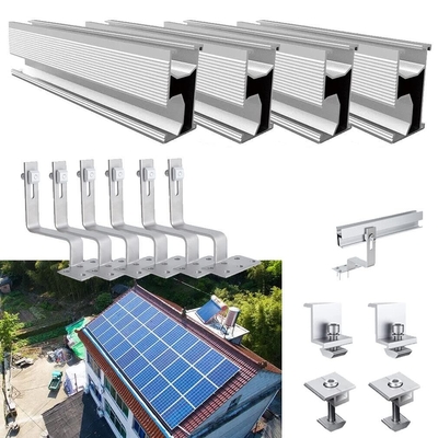 Installazione di pannelli fotovoltaici solidi e senza problemi con kit di rotaie in alluminio anodizzato